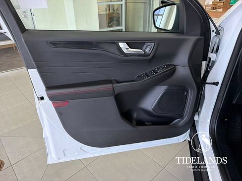 Certified 2023 Ford Escape ST-Line w/ Tech Pack #1 FWD image 13