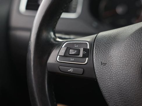 Used 2012 Volkswagen Jetta SE FWD image 26