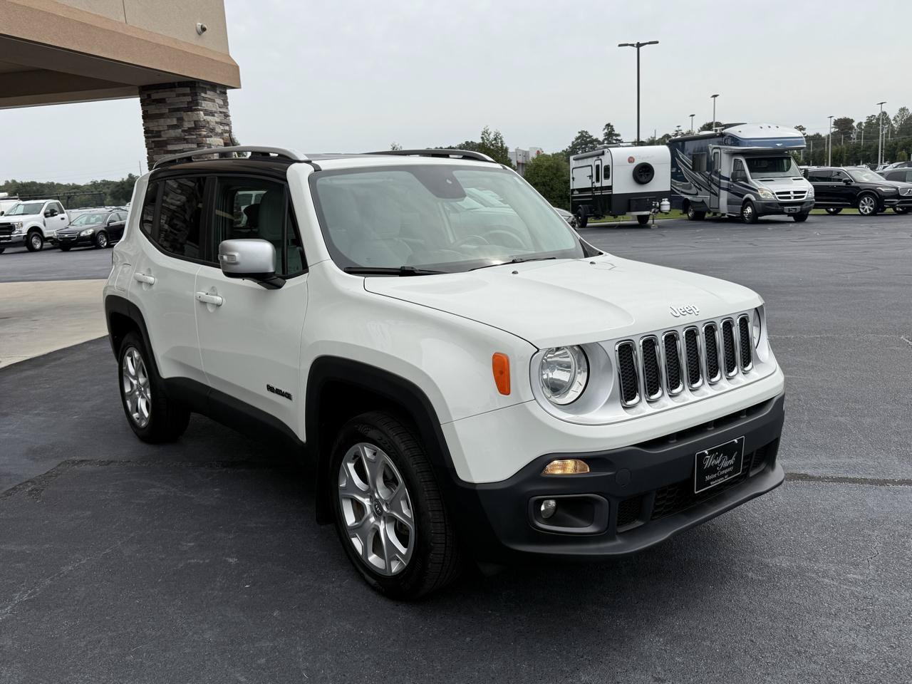 Used 2017 Jeep Renegade Limited AWD/4WD image 7