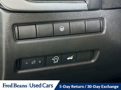 Used 2024 Nissan Rogue SV AWD/4WD image 15