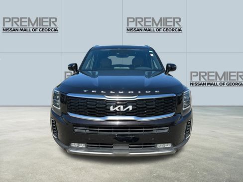 Used 2022 Kia Telluride SX w/ Towing Package image 2