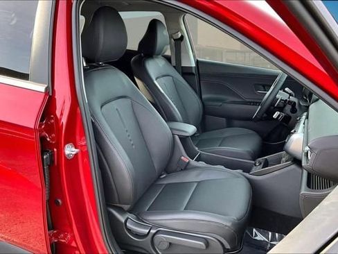New 2026 Hyundai Kona Limited FWD image 8
