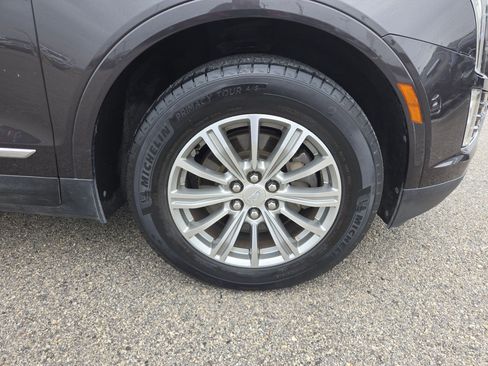 Used 2019 Cadillac XT5 Luxury FWD image 29