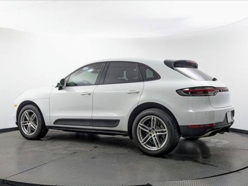 Used 2019 Porsche Macan w/ Premium Package Plus AWD/4WD image 6