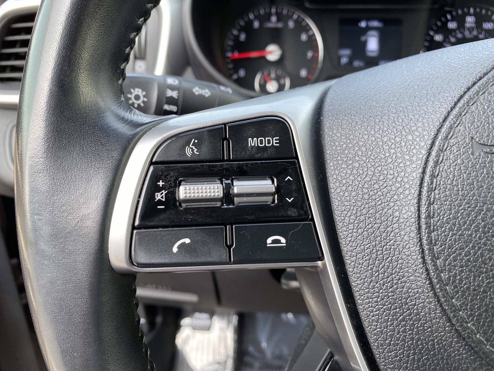 Used 2019 Kia Sorento S AWD/4WD image 16