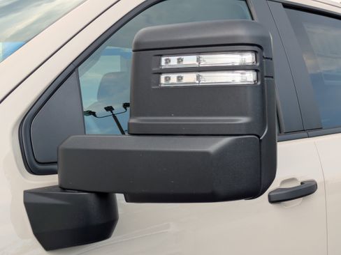 New 2026 Chevrolet Silverado 2500 Custom w/ Custom Value Package AWD/4WD image 32