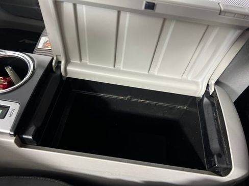 Used 2016 Toyota Prius V Five image 15