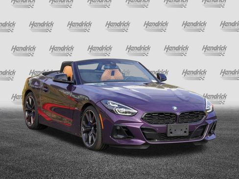 Certified 2025 BMW Z4 M40i w/ Premium Package image 2