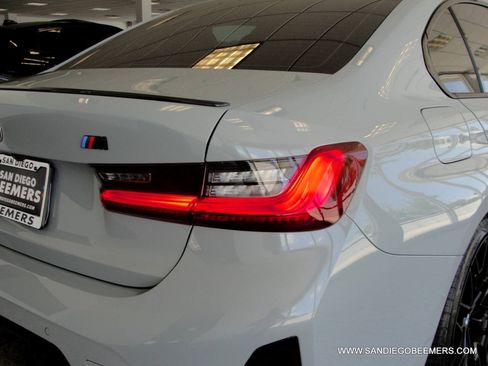 Used 2023 BMW 330i Sedan w/ M Sport Package RWD image 65