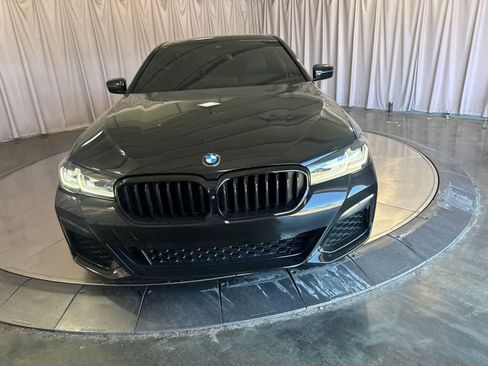 Used 2023 BMW M550i xDrive w/ Executive Package AWD/4WD image 2