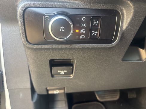 Used 2025 Ford Bronco Outer Banks AWD/4WD image 14