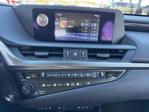 Used 2019 Lexus ES 350 image 24