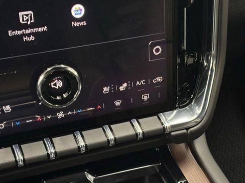 New 2026 GMC Yukon Denali AWD/4WD image 39