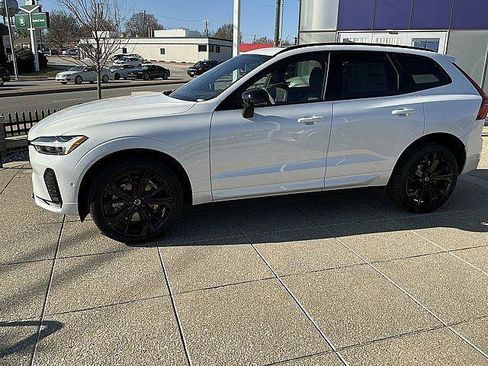 New 2026 Volvo XC90 B6 Ultra AWD/4WD image 11