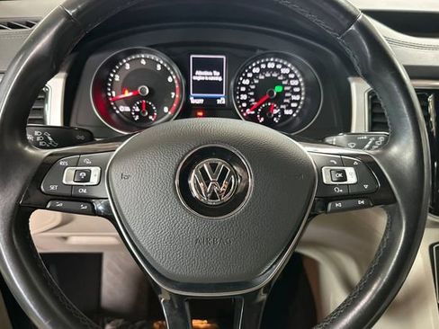 Used 2018 Volkswagen Atlas SEL AWD/4WD image 28