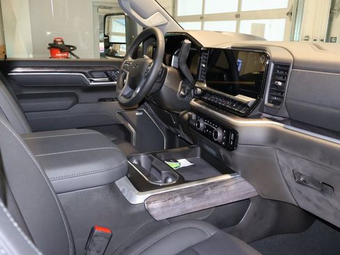 New 2026 Chevrolet Silverado 2500 LTZ w/ LTZ Plus Package image 46