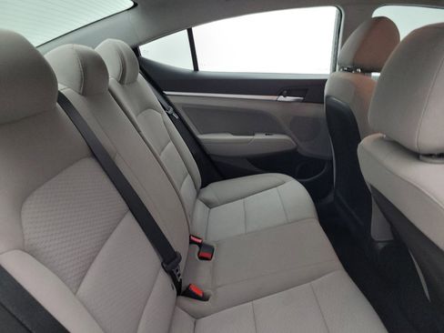 Used 2019 Hyundai Elantra SEL FWD image 19