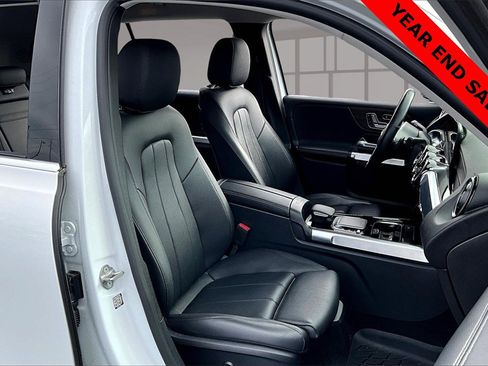 Used 2021 Mercedes-Benz GLB 250 4MATIC image 7