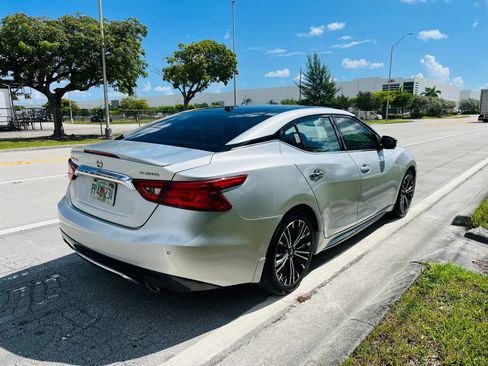 Used 2020 Nissan Maxima 3.5 SV w/ Floor Mat Group FWD image 5