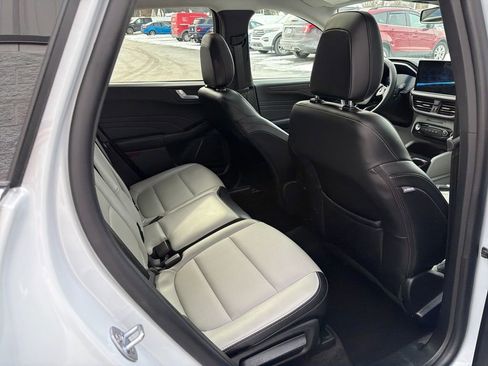 Used 2025 Ford Escape Platinum image 22
