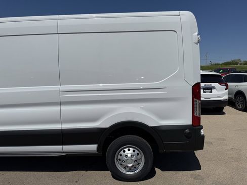 New 2025 Ford Transit 250 148 Medium Roof Extended AWD w/ Exterior Upgrade Package image 31