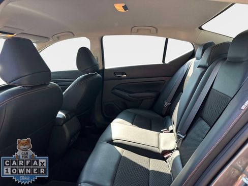 Used 2022 Nissan Altima 2.5 SR AWD/4WD image 13