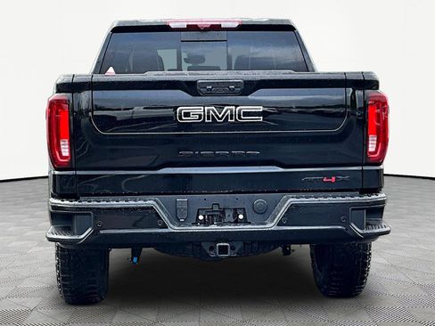 New 2026 GMC Sierra 1500 AT4X w/ LPO, Black Badging Package AWD/4WD image 5