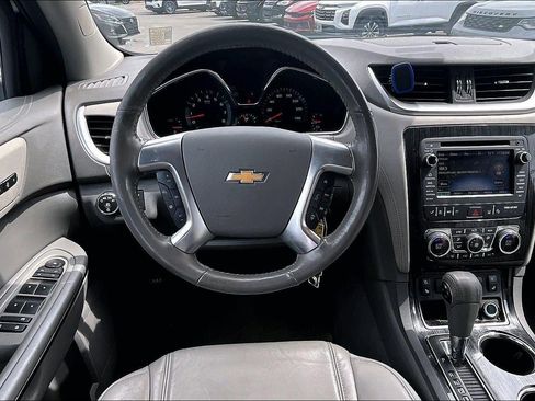 Used 2017 Chevrolet Traverse Premier AWD/4WD image 5