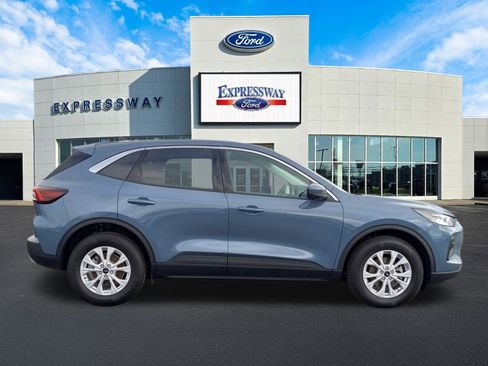 Used 2023 Ford Escape Active w/ Tech Pack #2 image 5