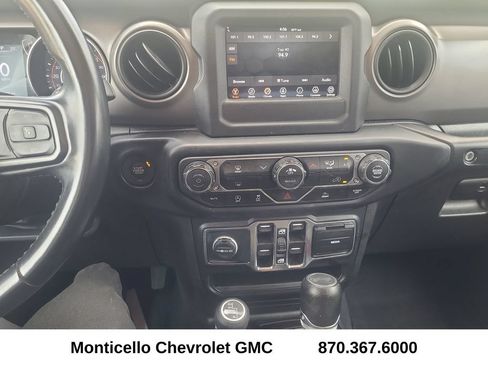 Used 2022 Jeep Wrangler Unlimited Sport AWD/4WD image 22
