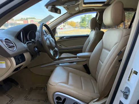 Used 2010 Mercedes-Benz ML 350 BlueTEC 4MATIC image 2