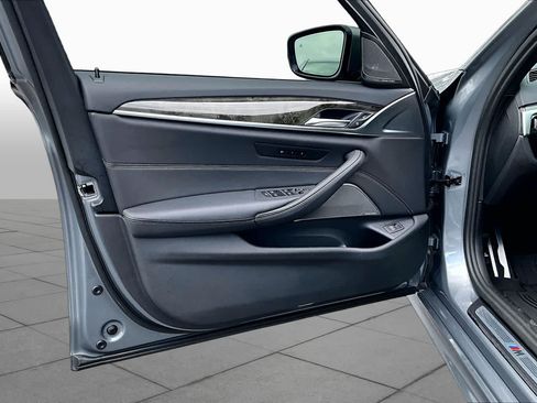 Used 2023 BMW 540i w/ M Sport Package RWD image 23