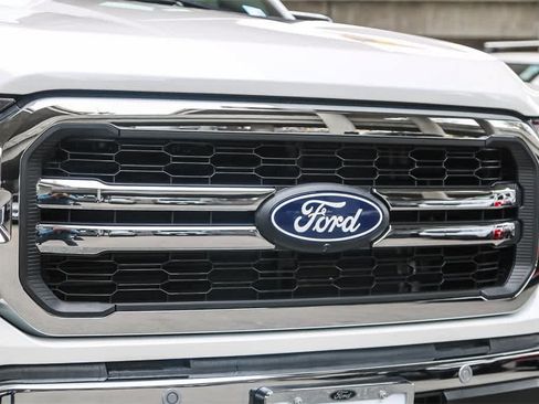 New 2025 Ford F150 Lariat w/ Equipment Group 501A Mid image 5