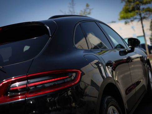 Used 2015 Porsche Macan S AWD/4WD image 20