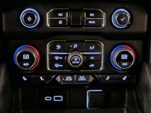 Used 2022 Chevrolet Tahoe LT w/ Max Trailering Package AWD/4WD image 14