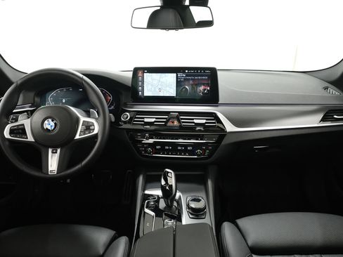 Used 2023 BMW 540i xDrive w/ Executive Package AWD/4WD image 8