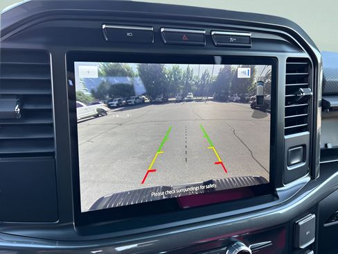 Used 2023 Ford F150 Lariat AWD/4WD image 10