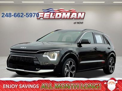 Used 2024 Kia Niro EX Touring