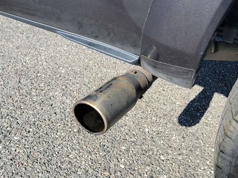 Used 2020 Toyota Tacoma SR5 RWD image 11