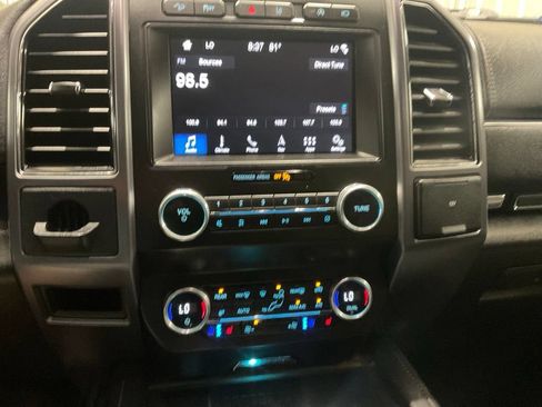 Used 2019 Ford Expedition Max Platinum AWD/4WD image 20