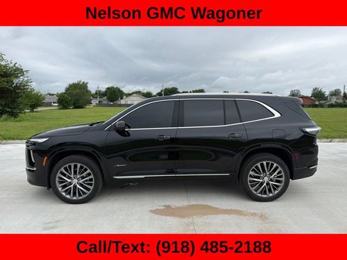 Used 2025 Buick Enclave Avenir w/ Super Cruise Package FWD image 8