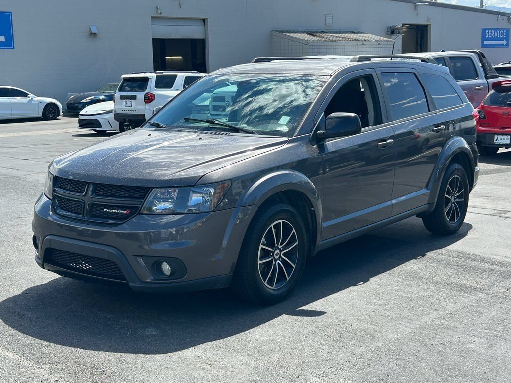 Used 2018 Dodge Journey SXT w/ Connectivity Group FWD image 8