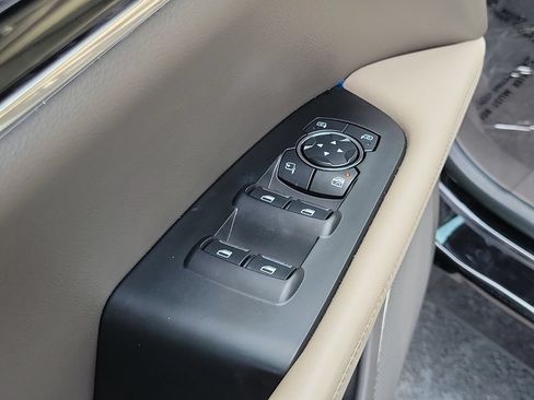 Used 2022 Lincoln Nautilus Reserve FWD image 19