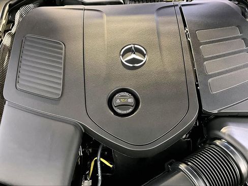 New 2026 Mercedes-Benz C 300 4MATIC Sedan image 15