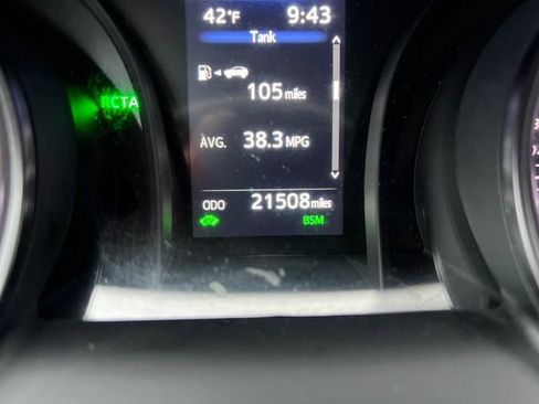 Used 2024 Toyota Camry SE w/ Audio Upgrade Package image 22