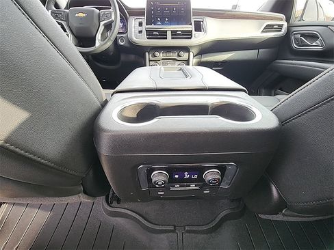 Certified 2024 Chevrolet Tahoe Premier w/ Premium Package image 31