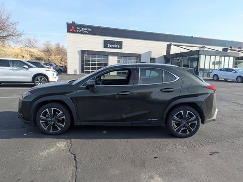 Used 2021 Lexus UX 250h w/ Premium Package image 7