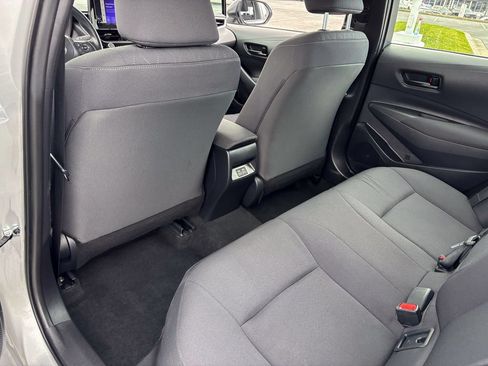 Used 2025 Toyota Corolla LE FWD image 41