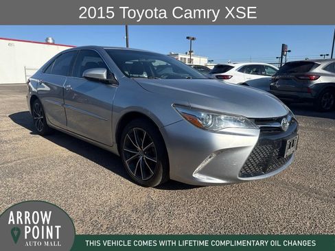 Used 2015 Toyota Camry XSE w/ Moonroof Package FWD image 1