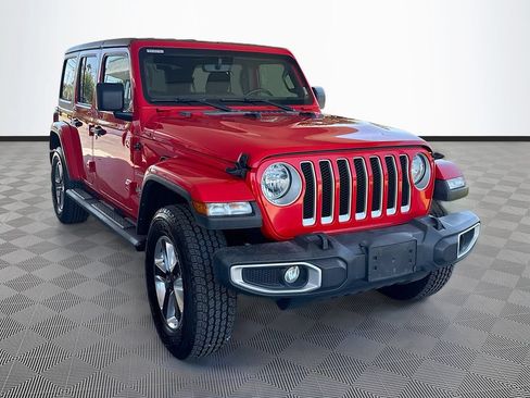 Used 2022 Jeep Wrangler Unlimited Sahara w/ Cold Weather Group AWD/4WD image 4